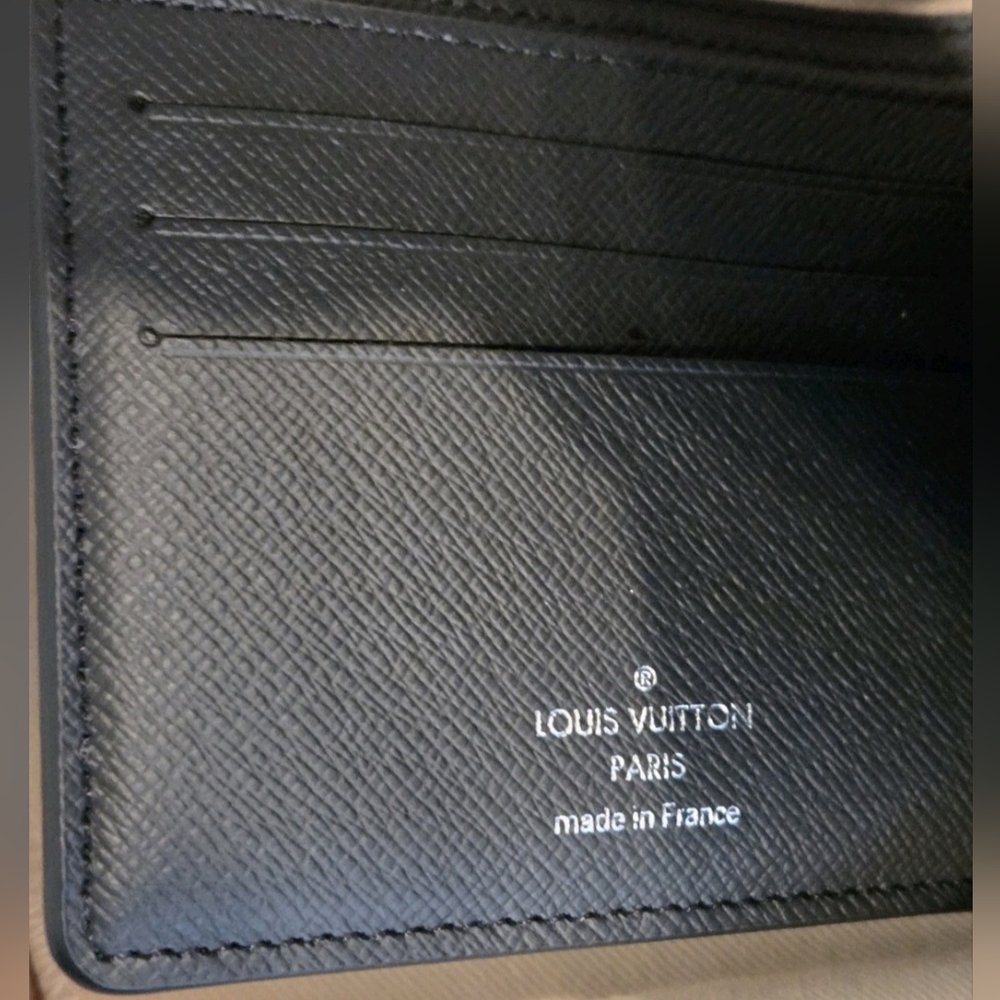 Louis Vuitton Men’s Black Monogram Eclipse Multiple Bifold Wallet M61695 (NWT) - Picture 9 of 10